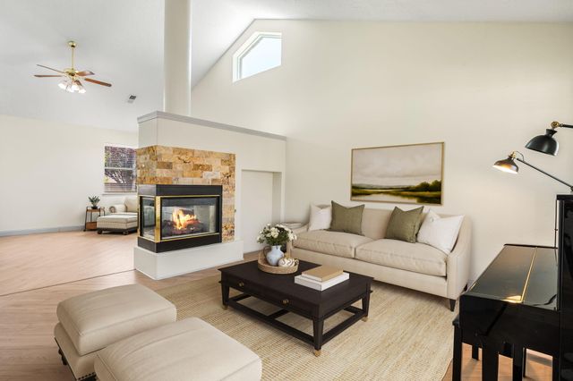 8600 Hampton Avenue NE, Albuquerque, NM 87122