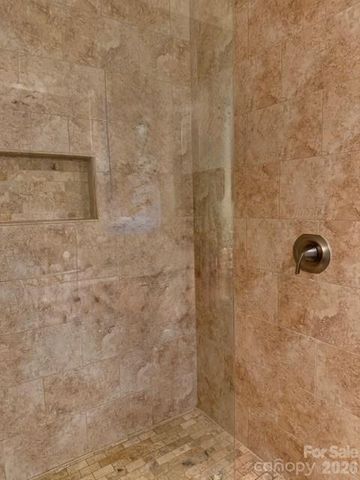 8714 Beaver Creek Drive, Charlotte, NC 28269