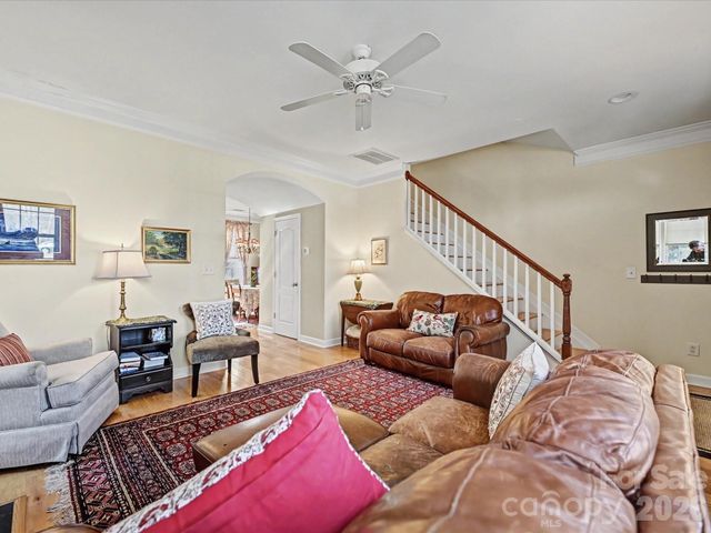 8714 Beaver Creek Drive, Charlotte, NC 28269