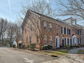 8714 Beaver Creek Drive, Charlotte, NC 28269
