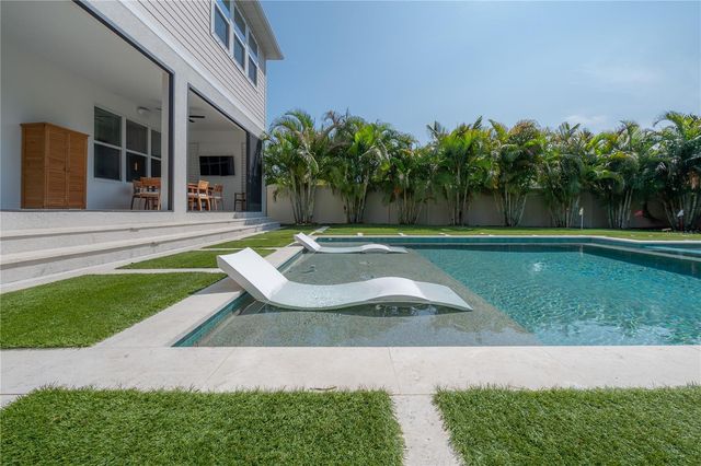 4114 W NORTH A STREET, Tampa, FL 33609