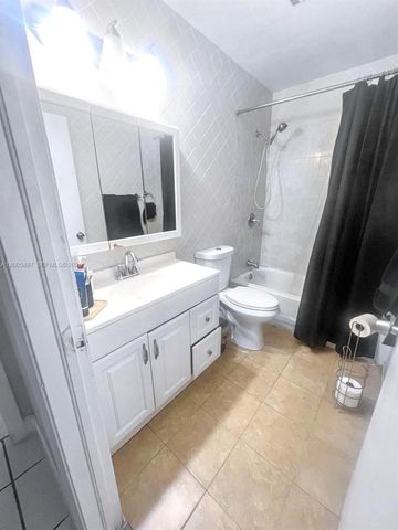 4259 Royal Banyan Way B, Lake Worth, FL 33461