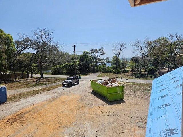 28 A Meigs Drive, Shalimar, FL 32579