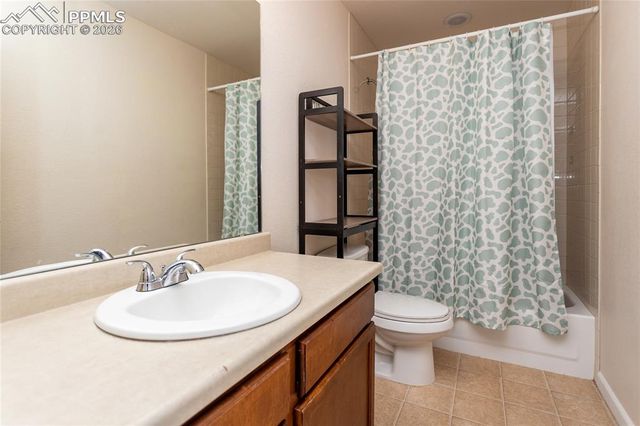 6735 Monterey Pine Loop, Colorado Springs, CO 80927