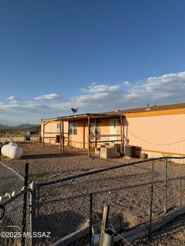 3727 N Wadsworth Road, Willcox, AZ 85643