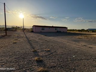 3727 N Wadsworth Road, Willcox, AZ 85643