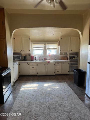 111 S 11th Street, Sarcoxie, MO 64862