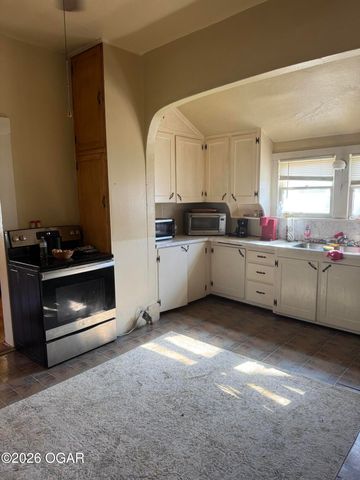 111 S 11th Street, Sarcoxie, MO 64862