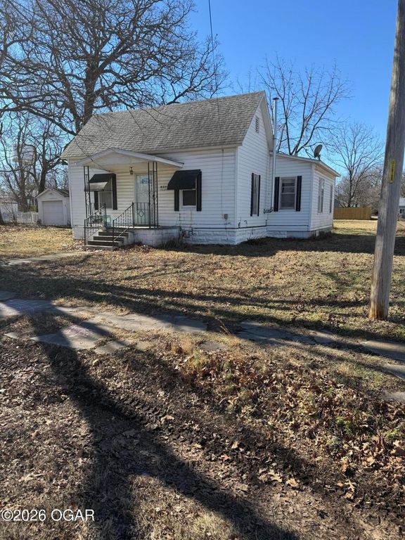 111 S 11th Street, Sarcoxie, MO 64862