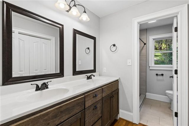 530 E Lake Drive, Gainesville, GA 30506