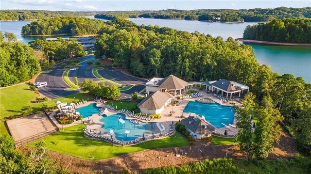 530 E Lake Drive, Gainesville, GA 30506