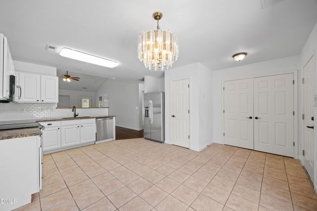 11301 Clubhaven Place 100, Raleigh, NC 27617