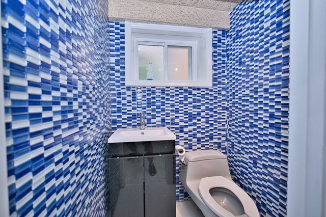 7412 Keeler Avenue, Skokie, IL 60076