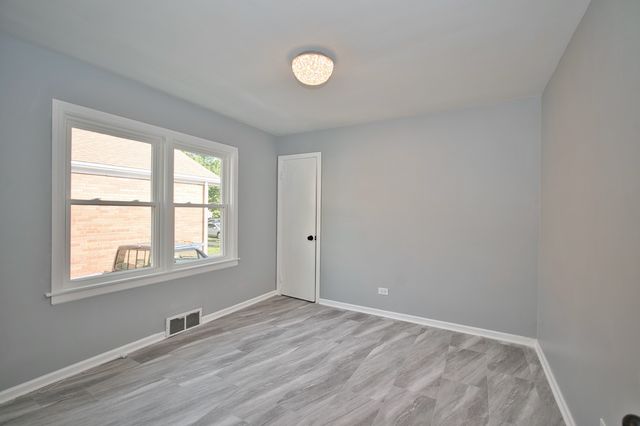 7412 Keeler Avenue, Skokie, IL 60076