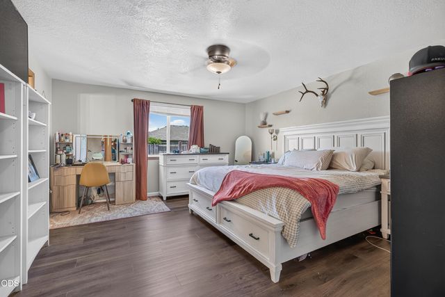 1401 Andrew Drive, Medford, OR 97501