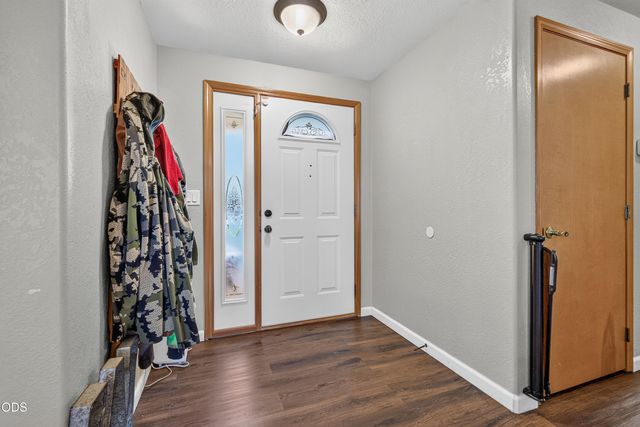 1401 Andrew Drive, Medford, OR 97501