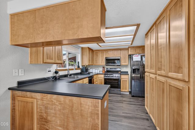 1401 Andrew Drive, Medford, OR 97501