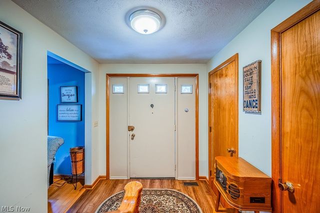 1809 Pennsylvania Avenue, Belpre, OH 45714