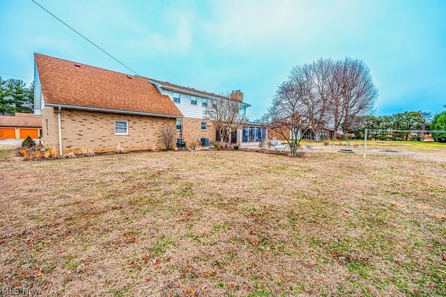 1809 Pennsylvania Avenue, Belpre, OH 45714