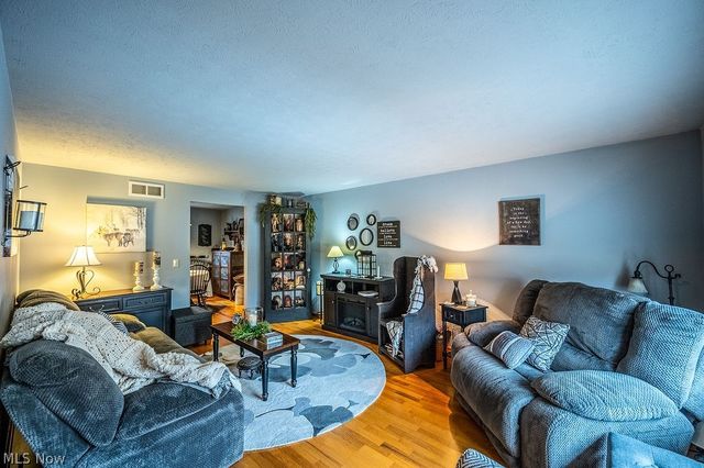 1809 Pennsylvania Avenue, Belpre, OH 45714