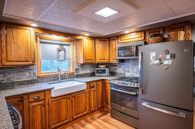 1809 Pennsylvania Avenue, Belpre, OH 45714