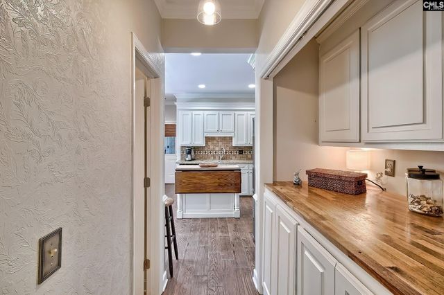 528 Hallsborough Drive, West Columbia, SC 29170