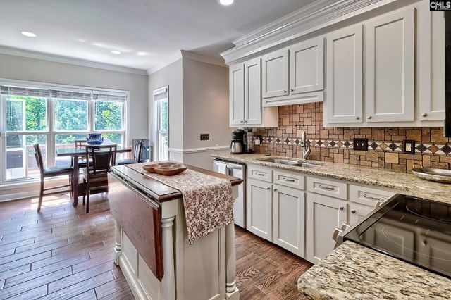 528 Hallsborough Drive, West Columbia, SC 29170