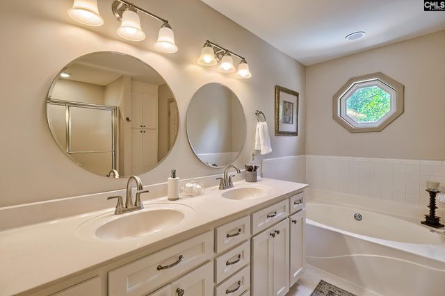 528 Hallsborough Drive, West Columbia, SC 29170