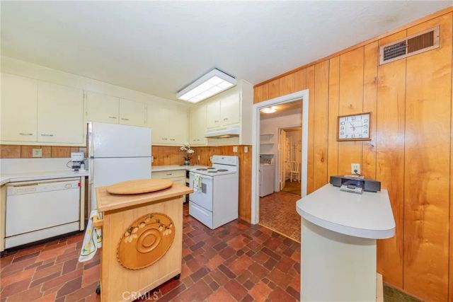 1173 Railroad Lane, Fish Camp, CA 93623