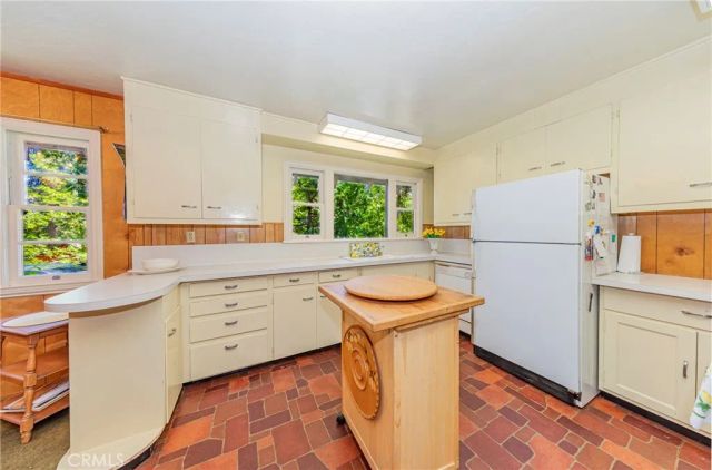 1173 Railroad Lane, Fish Camp, CA 93623