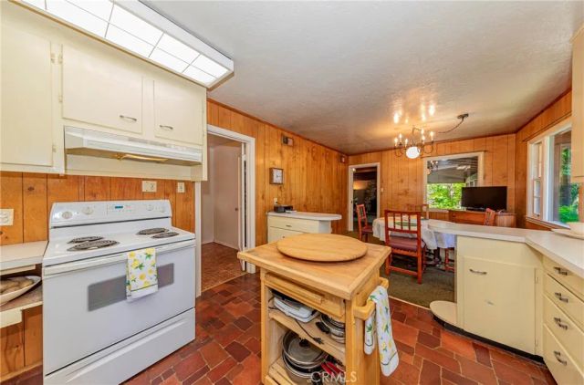 1173 Railroad Lane, Fish Camp, CA 93623