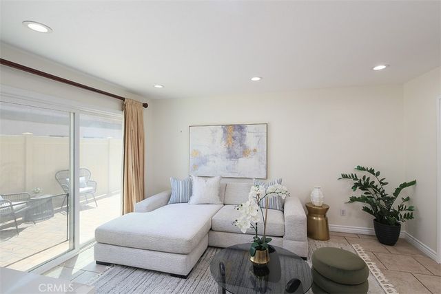 2926 Persimmon, Fullerton, CA 92835