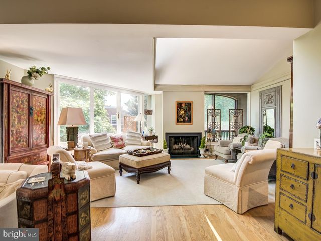 3808 CATHEDRAL AVE NW, Washington, DC 20016