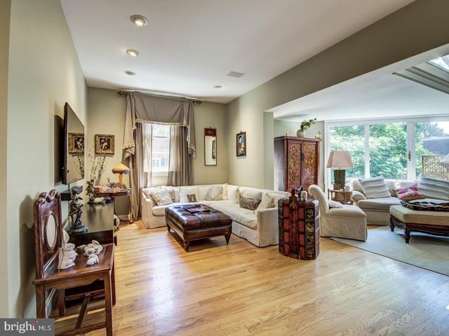 3808 CATHEDRAL AVE NW, Washington, DC 20016