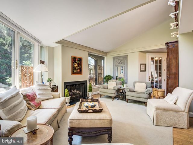 3808 CATHEDRAL AVE NW, Washington, DC 20016