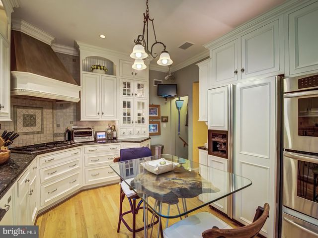 3808 CATHEDRAL AVE NW, Washington, DC 20016