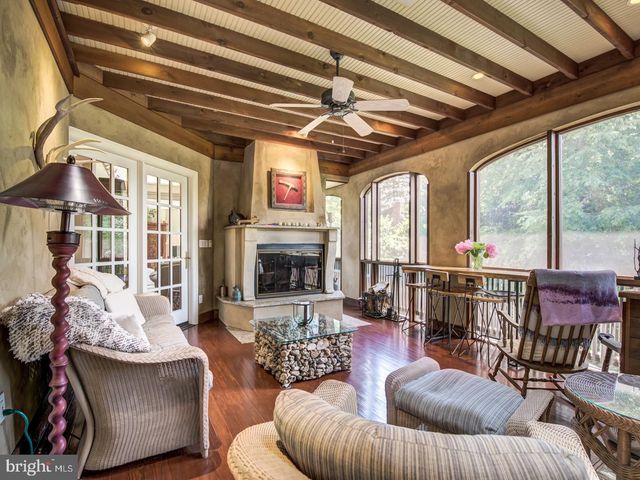 3808 CATHEDRAL AVE NW, Washington, DC 20016