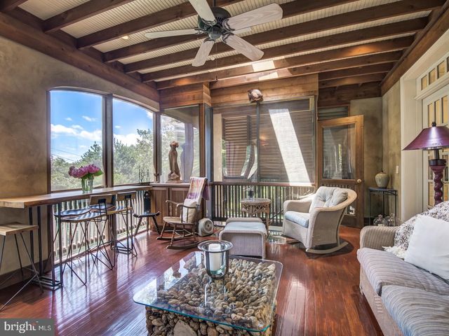 3808 CATHEDRAL AVE NW, Washington, DC 20016