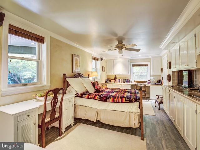 3808 CATHEDRAL AVE NW, Washington, DC 20016