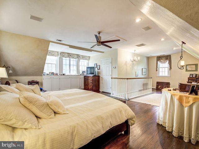 3808 CATHEDRAL AVE NW, Washington, DC 20016