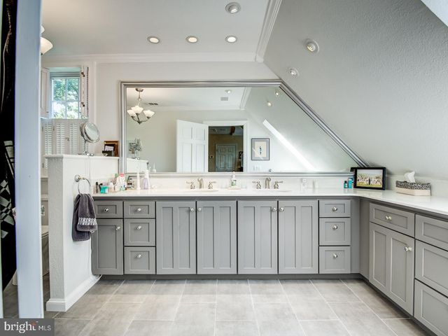 3808 CATHEDRAL AVE NW, Washington, DC 20016