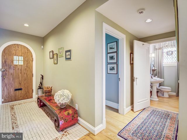 3808 CATHEDRAL AVE NW, Washington, DC 20016