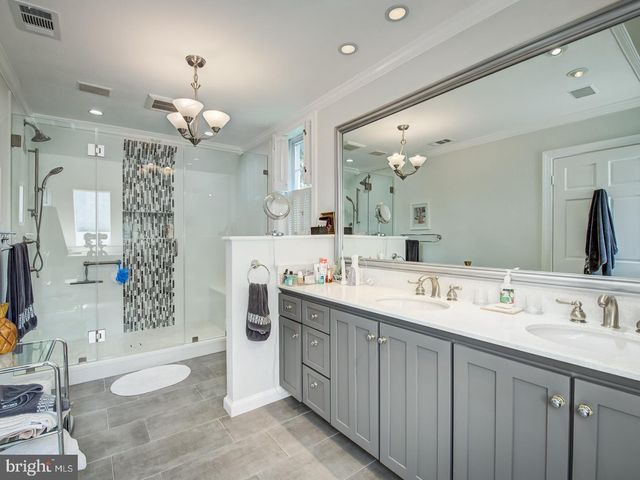 3808 CATHEDRAL AVE NW, Washington, DC 20016