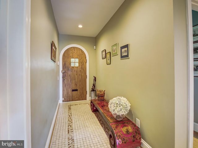 3808 CATHEDRAL AVE NW, Washington, DC 20016