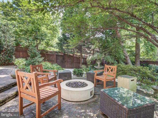 3808 CATHEDRAL AVE NW, Washington, DC 20016