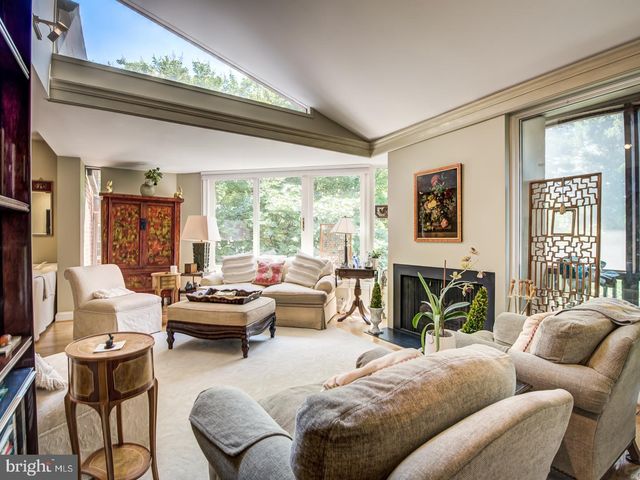 3808 CATHEDRAL AVE NW, Washington, DC 20016