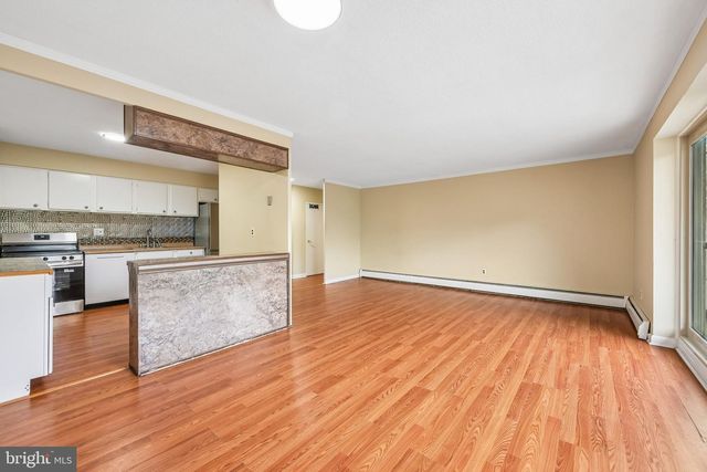 414 CHESTNUT ST, Cherry Hill, NJ 08002
