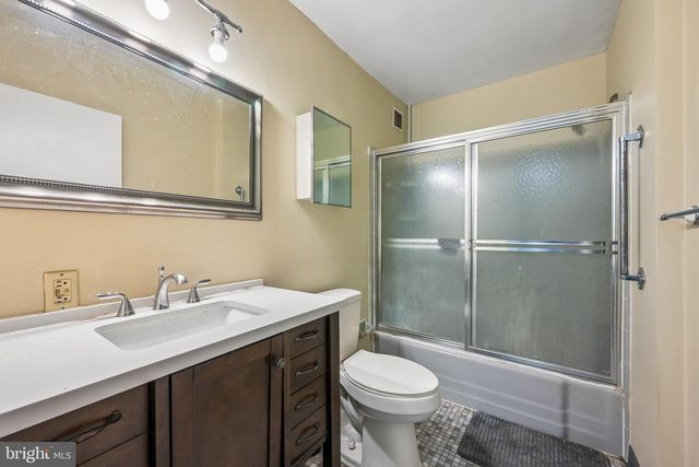 414 CHESTNUT ST, Cherry Hill, NJ 08002