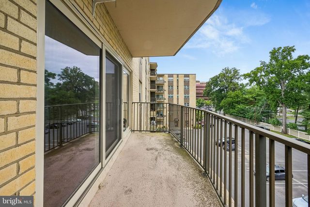 414 CHESTNUT ST, Cherry Hill, NJ 08002