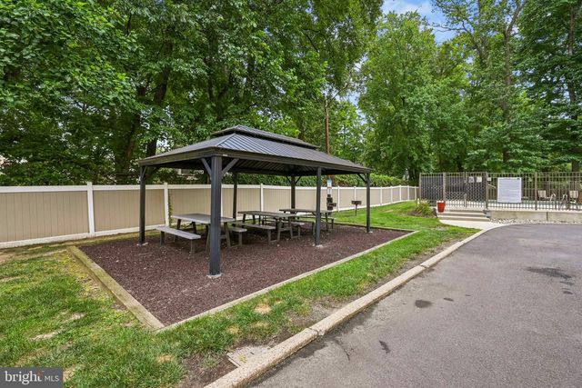 414 CHESTNUT ST, Cherry Hill, NJ 08002